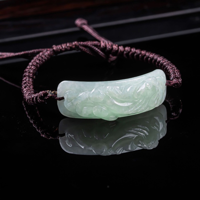 Vintage Fashion Jewelry - Burmese Jadeite Pixiu Bracelet Carved Hand