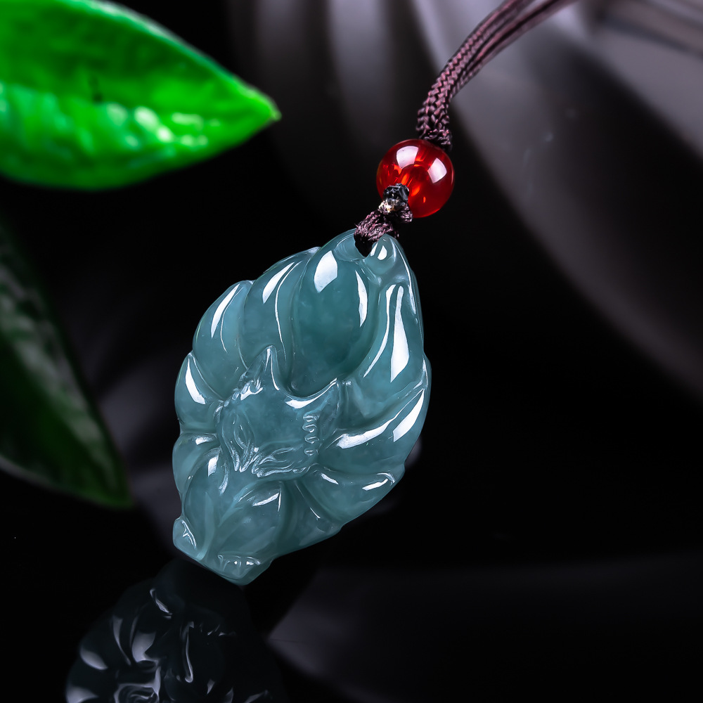 Vintage Fashion Jewelry - Natural Burmese Jadeite Fox Pendant Necklace