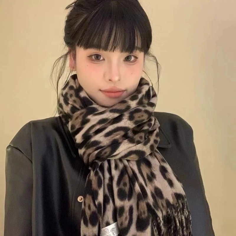 2025 New Retro Silk Leopard Pa - Vintage Fashion In 2025 评论和价格