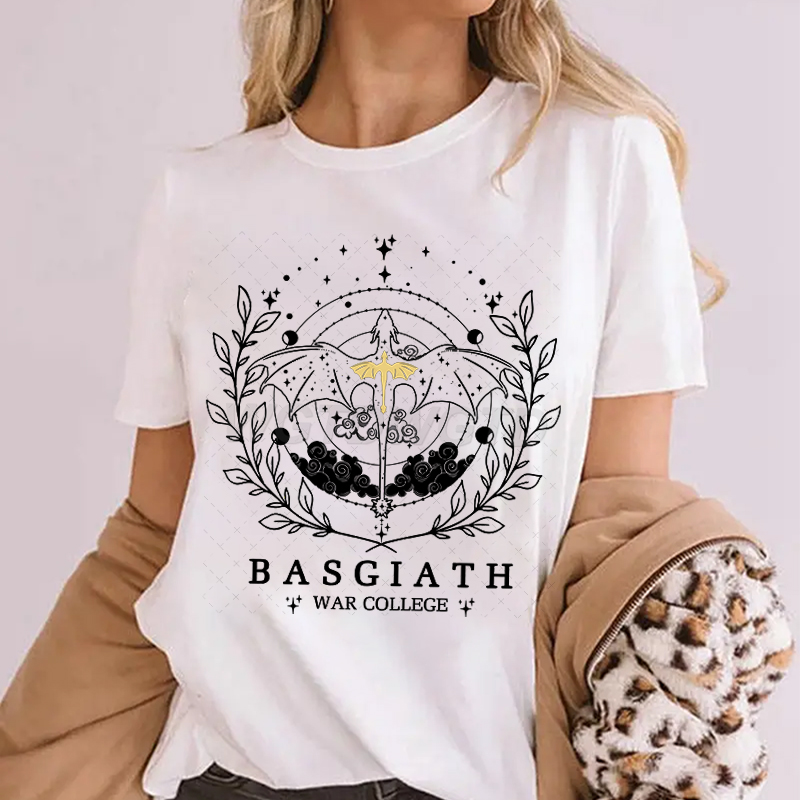 Funny Vintage Dragon Graphic T - Vintage Fashion Books 评论和价格